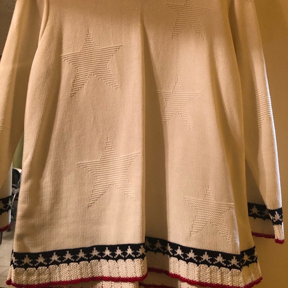 New 🤍 White Sweater with Stars